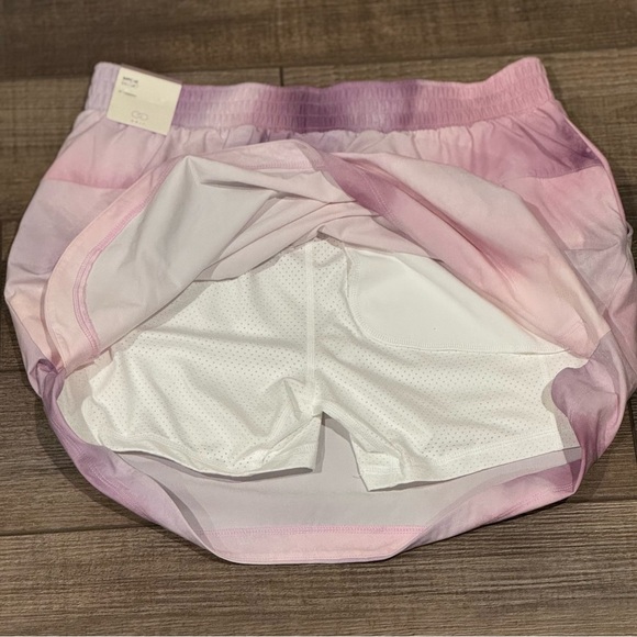 NWT Calia Women’s 16” Birdie Skort Golf Size Small Lake Reflection Multi - Picture 12 of 14